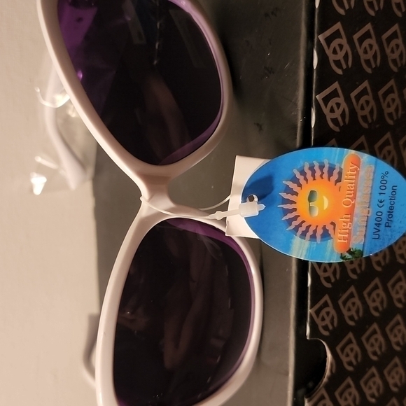 Designer sunglasses - Picture 8 of 8
